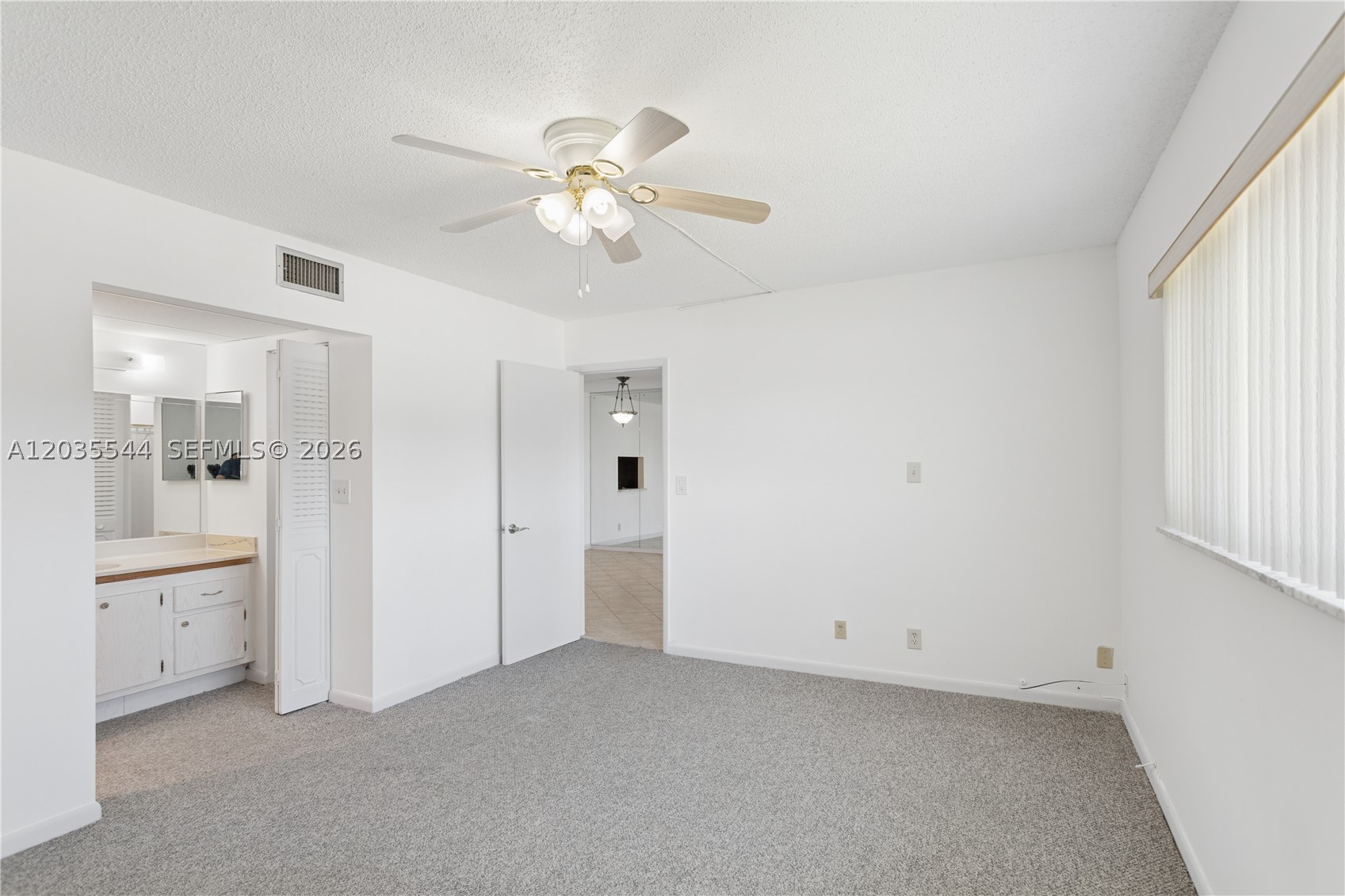 ORIOLE GOLF & TENNIS CLUB - Residential