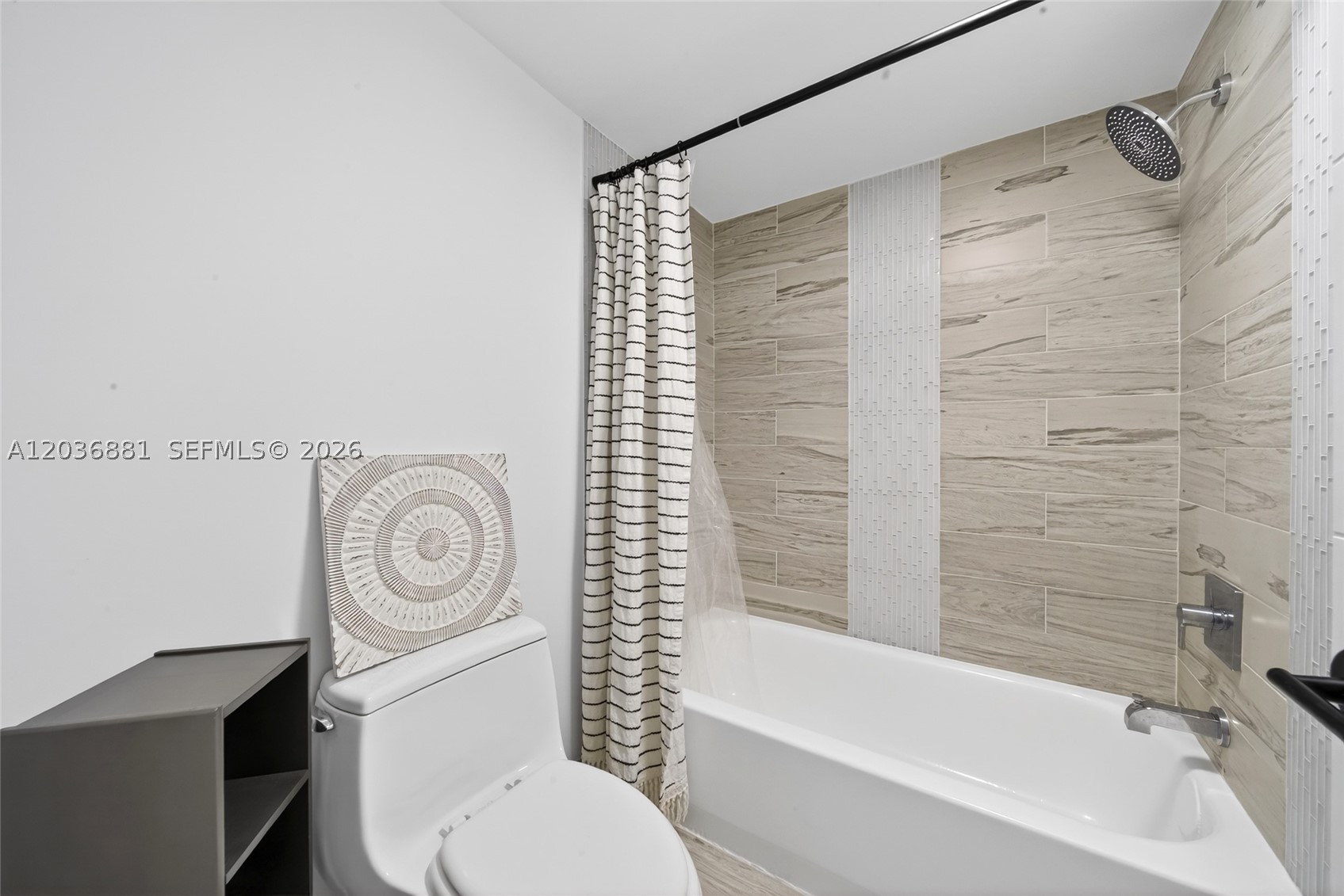 TOWNE GREENE CONDO - Residential Lease