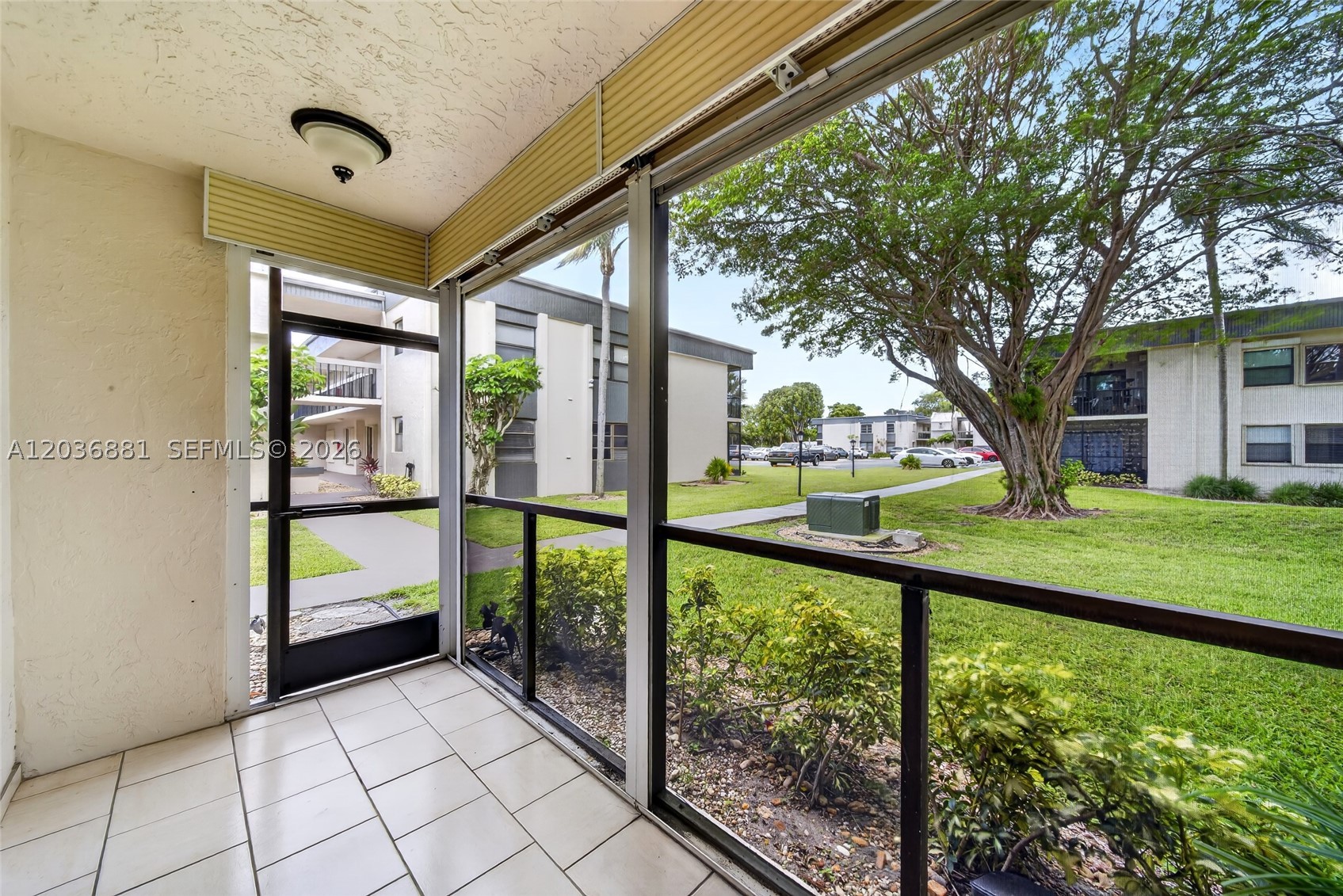 TOWNE GREENE CONDO - Residential Lease