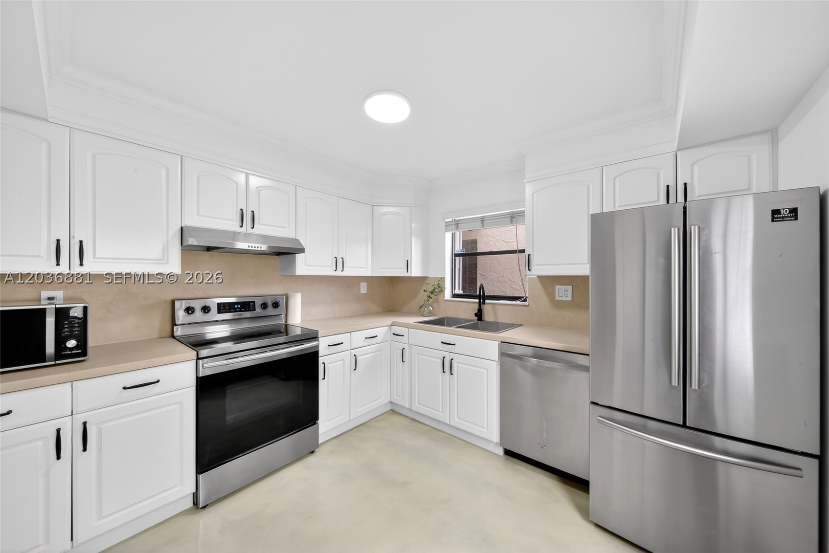 TOWNE GREENE CONDO - Residential Lease