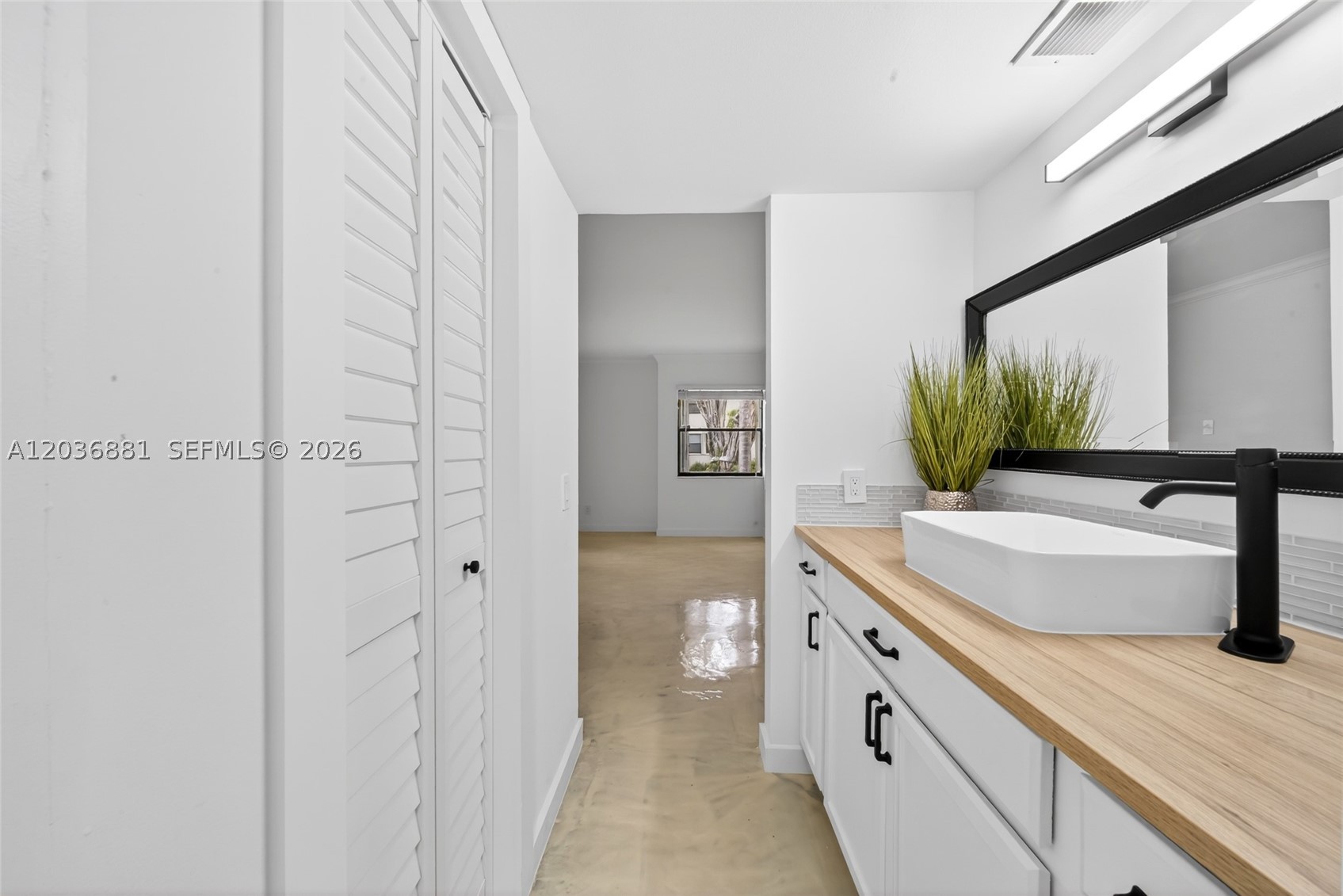TOWNE GREENE CONDO - Residential Lease