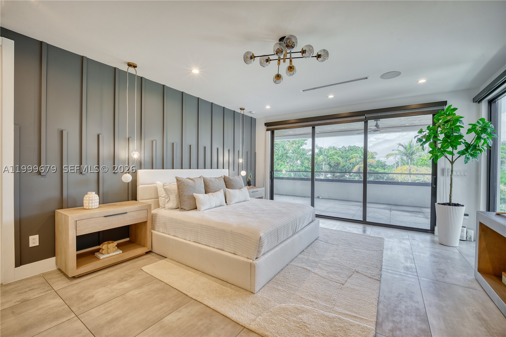 LAUDERDALE BEACH - Residential