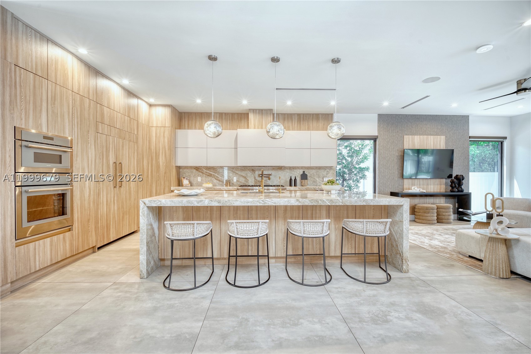 LAUDERDALE BEACH - Residential