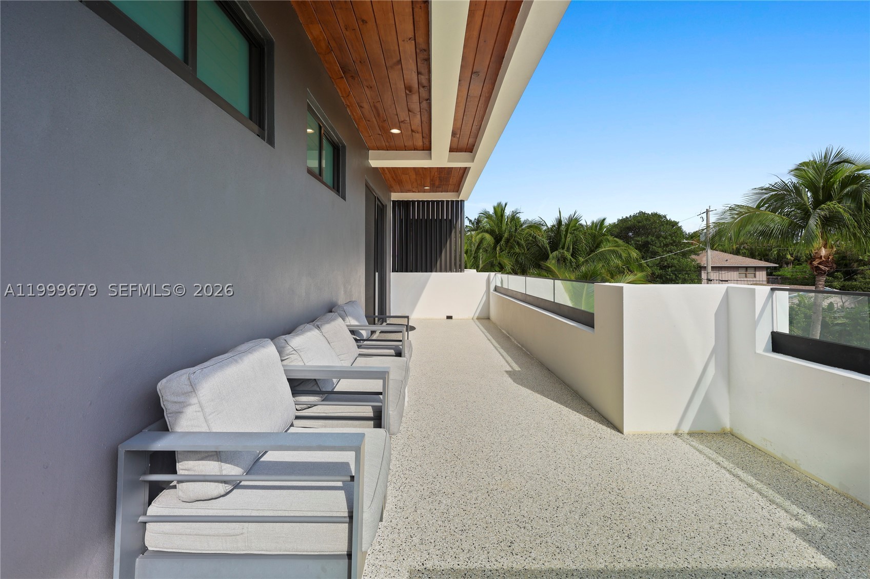 LAUDERDALE BEACH - Residential