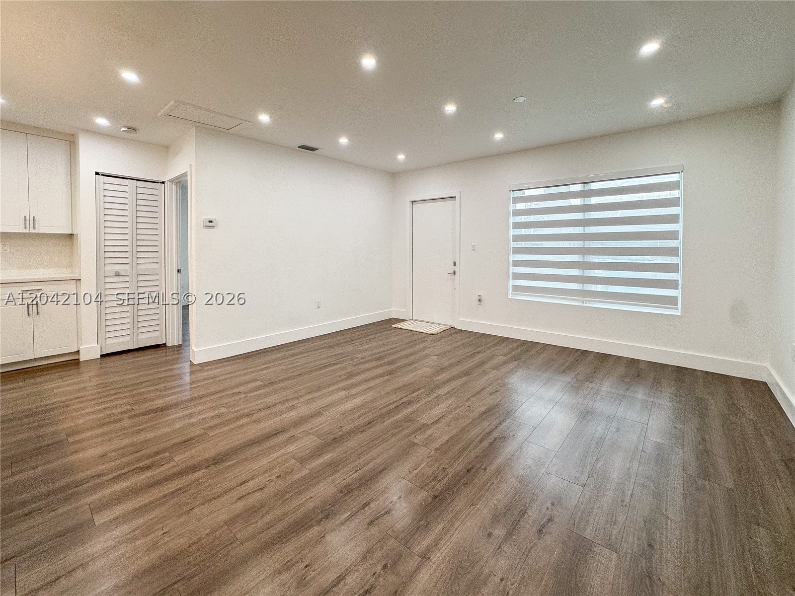 N MIAMI ESTATES - Residential