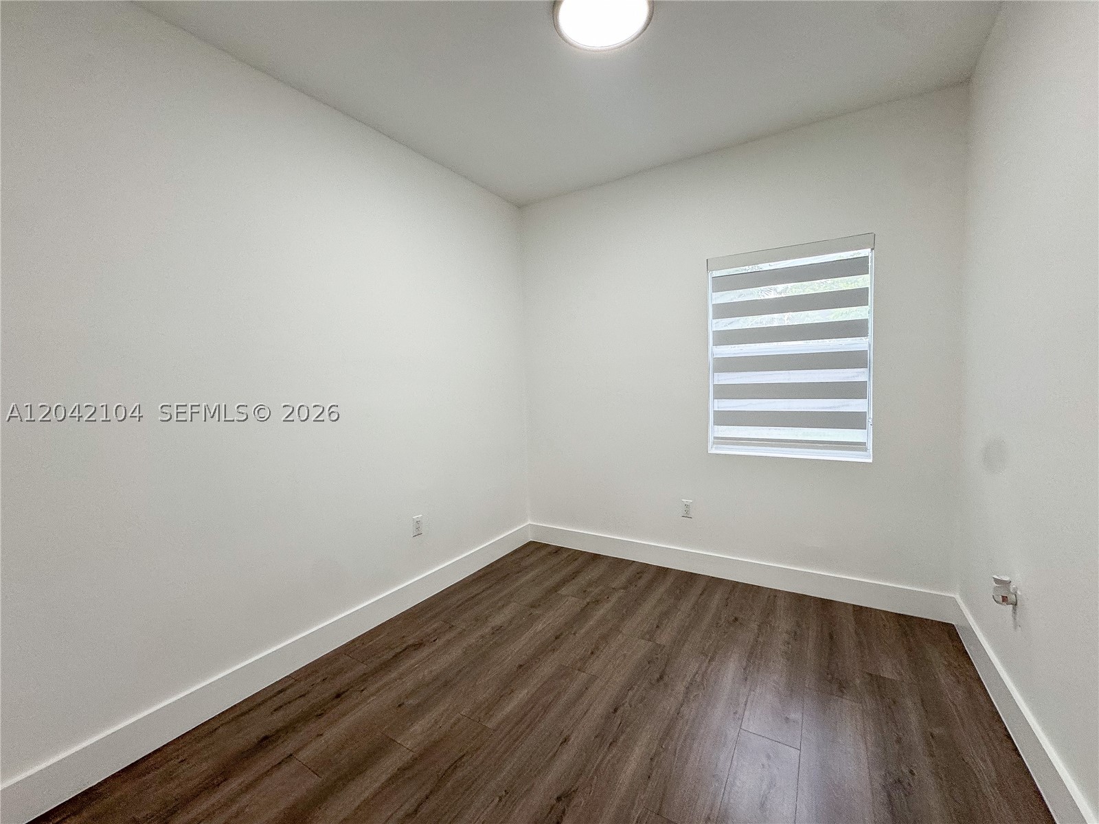 N MIAMI ESTATES - Residential