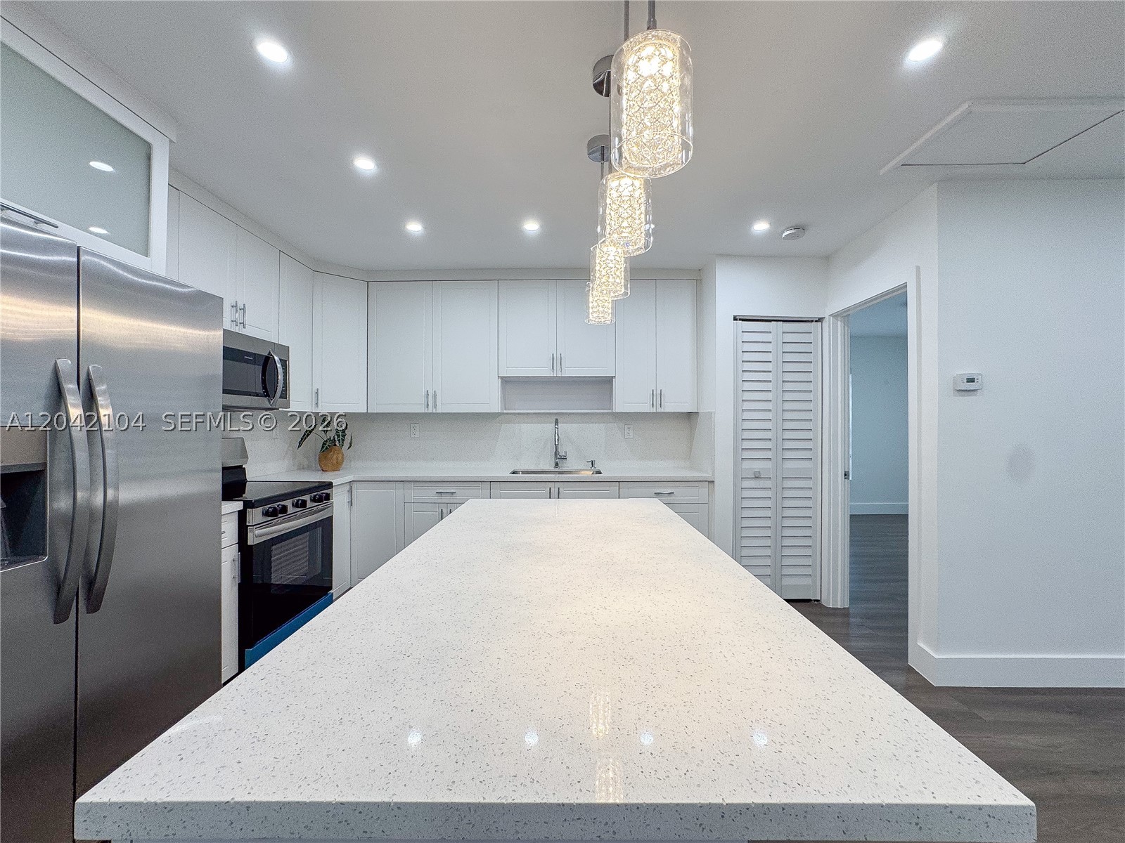 N MIAMI ESTATES - Residential