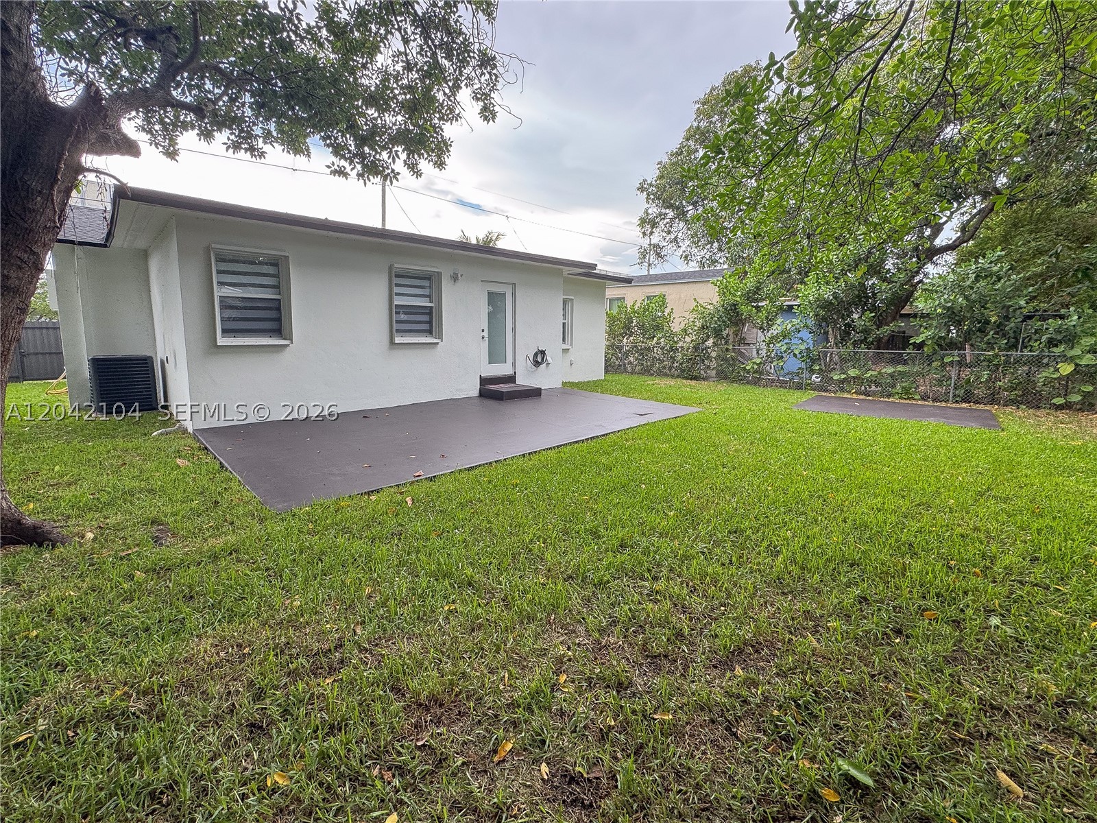 N MIAMI ESTATES - Residential