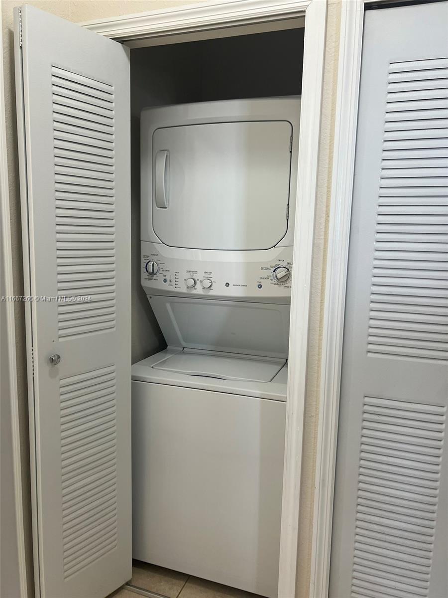 CHAMBERS LAND COMPANY SUB - Residential Lease