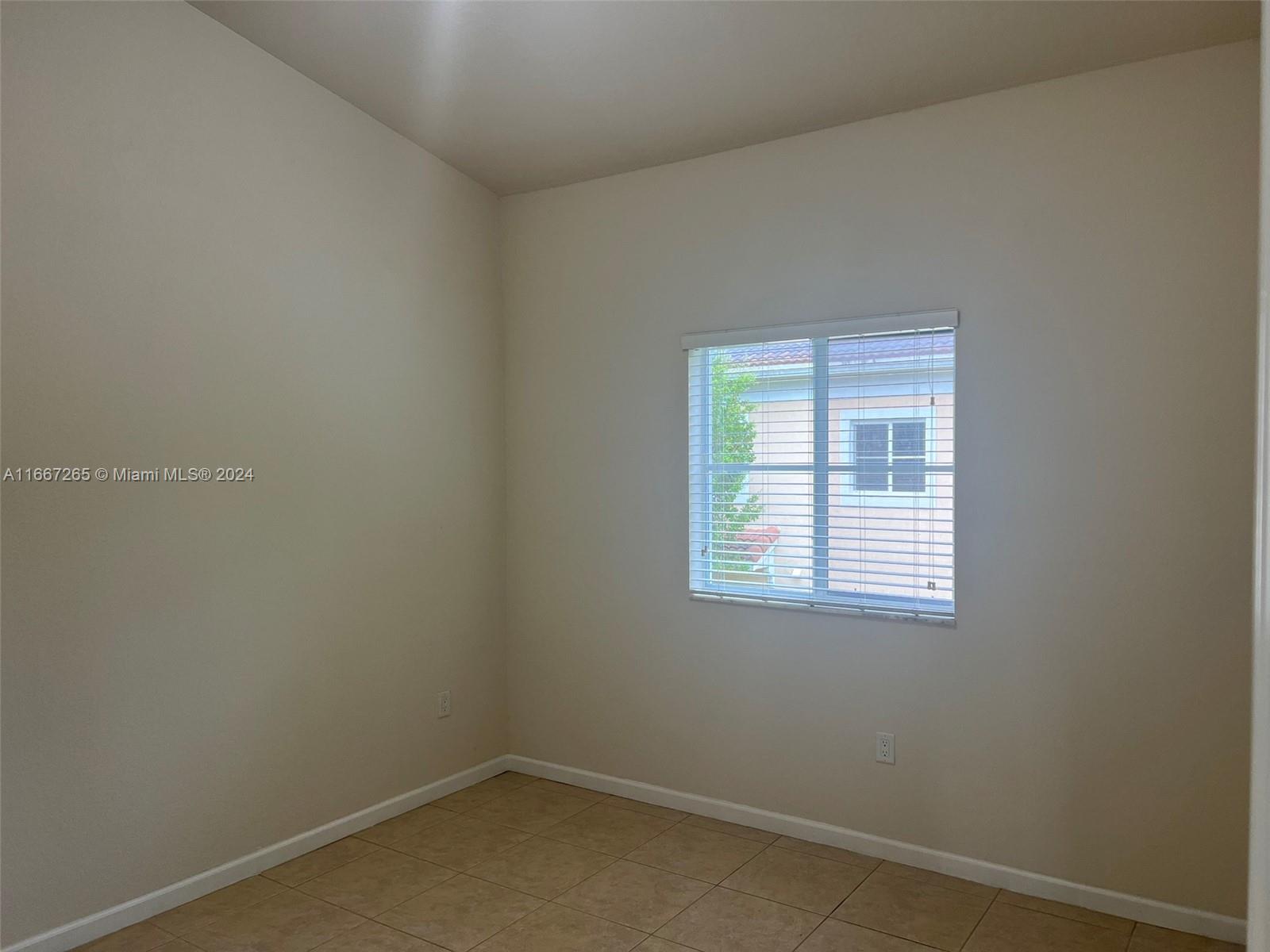 CHAMBERS LAND COMPANY SUB - Residential Lease