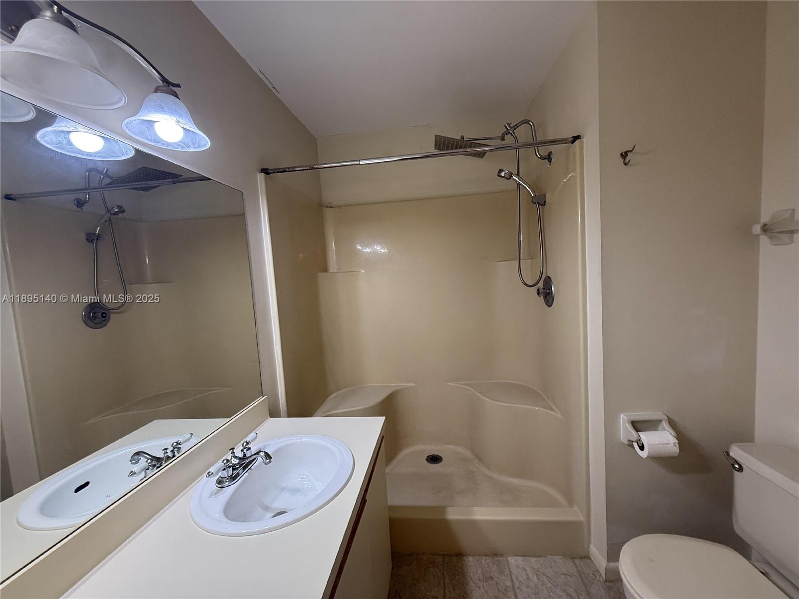 PINECROFT CONDO - Residential Lease