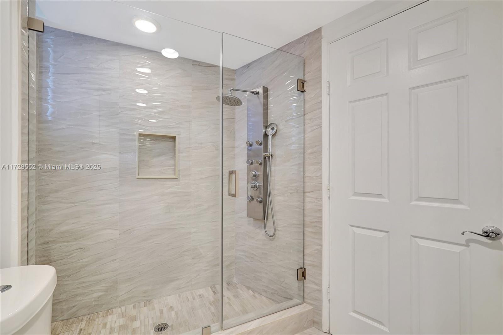 100 HIDDEN BAY CONDO - Residential
