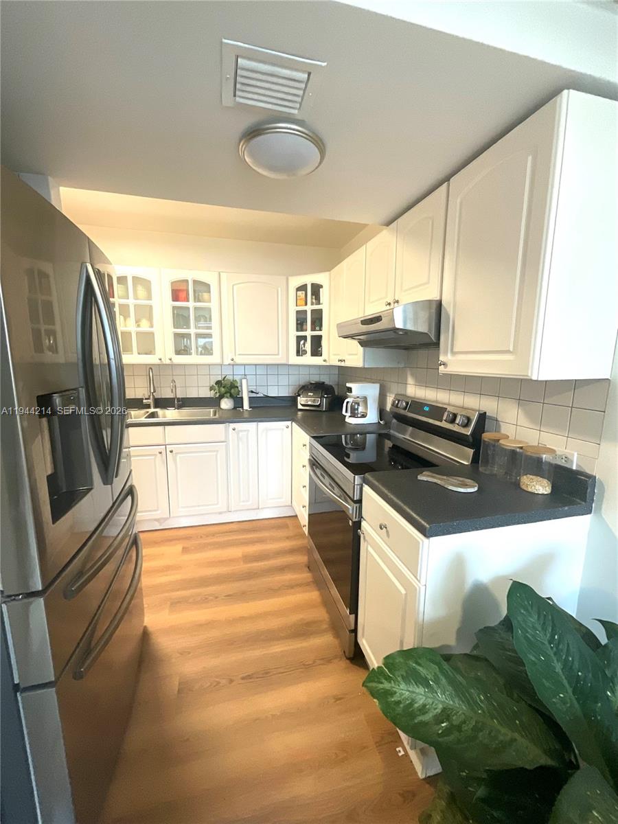 1390 OCEAN DRIVE CONDO - Residential Lease