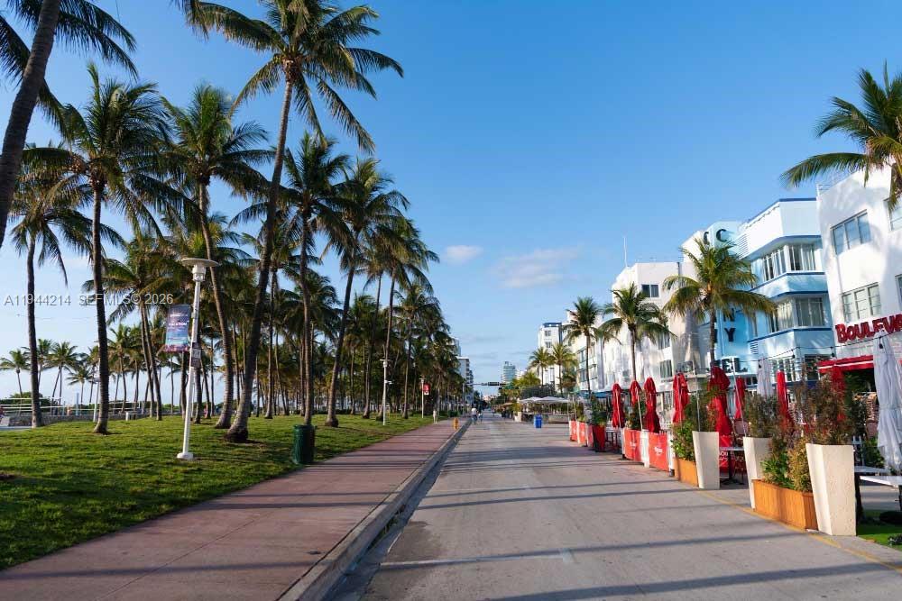 1390 OCEAN DRIVE CONDO - Residential Lease