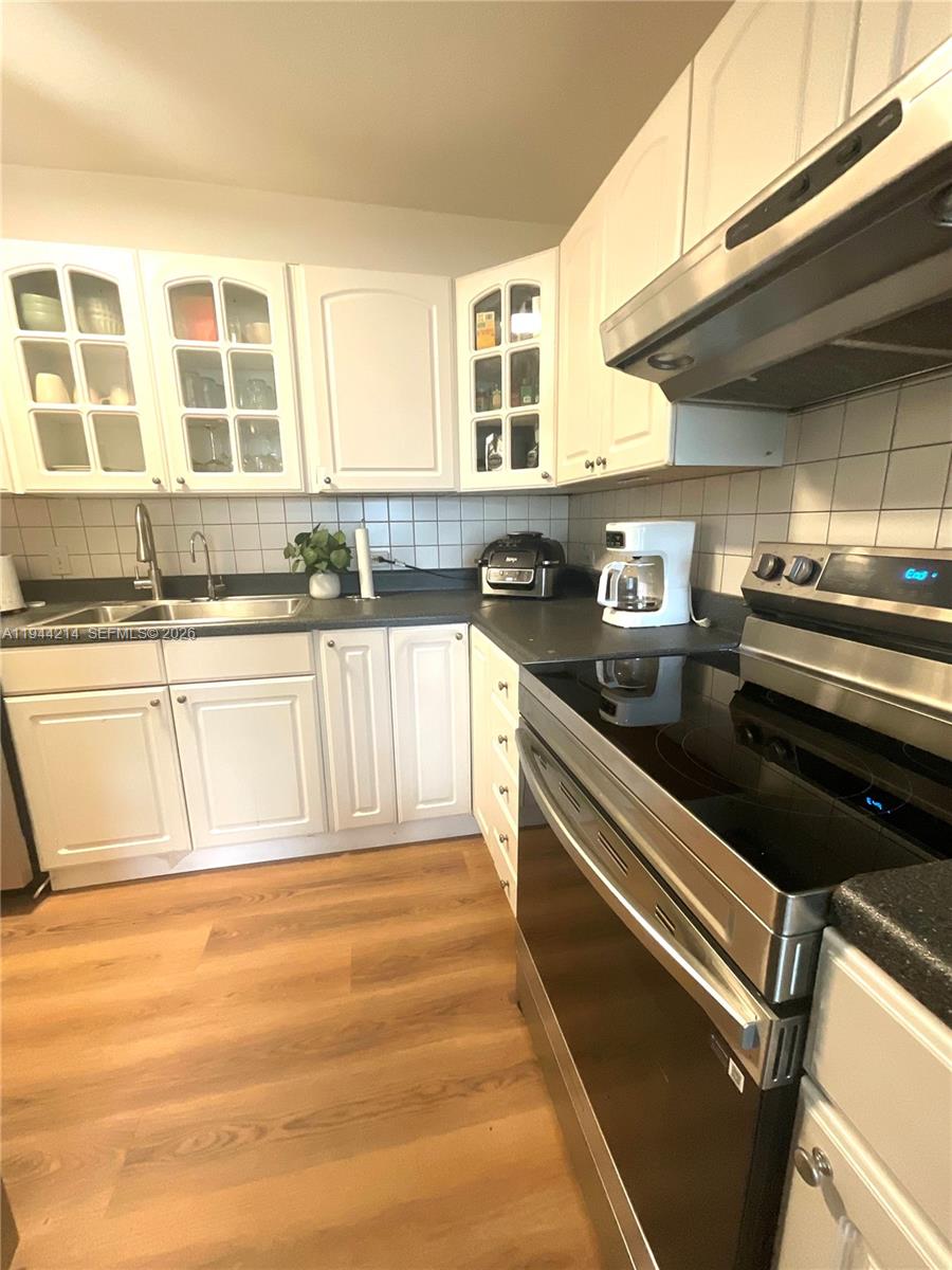 1390 OCEAN DRIVE CONDO - Residential Lease