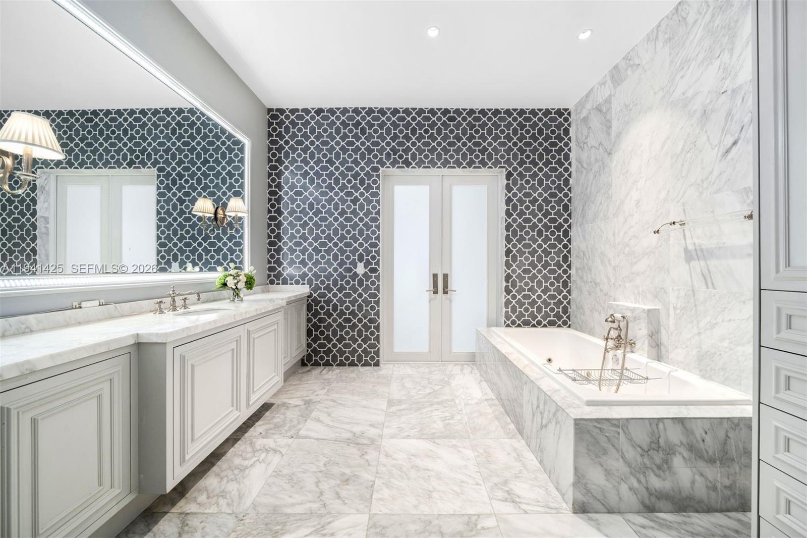 CLEVELAND PARK - Residential