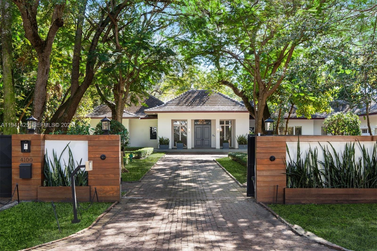 CLEVELAND PARK - Residential