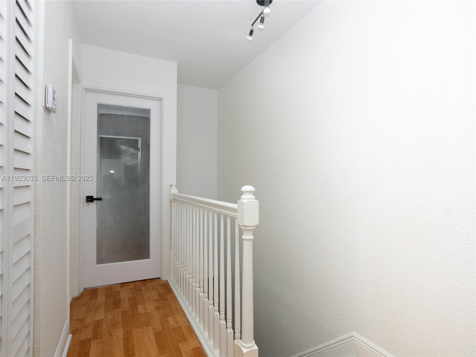 NEO VIEW CONDO - Residential