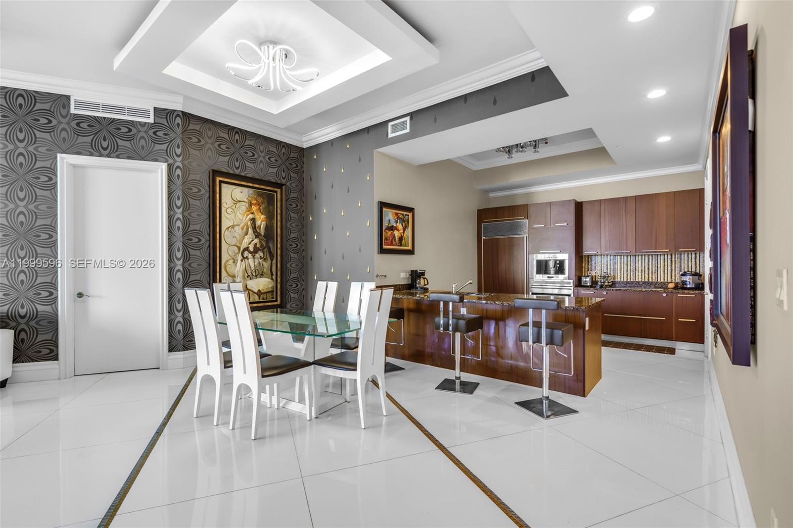 TDR TOWER I CONDO - Residential Lease
