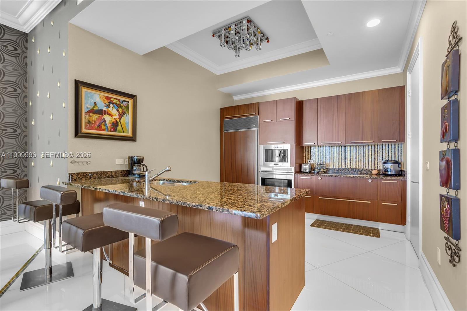 TDR TOWER I CONDO - Residential Lease