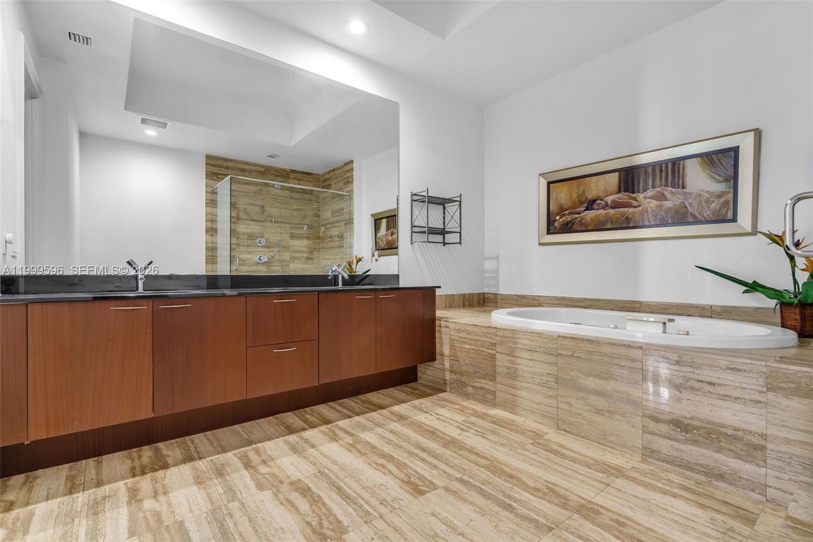 TDR TOWER I CONDO - Residential Lease