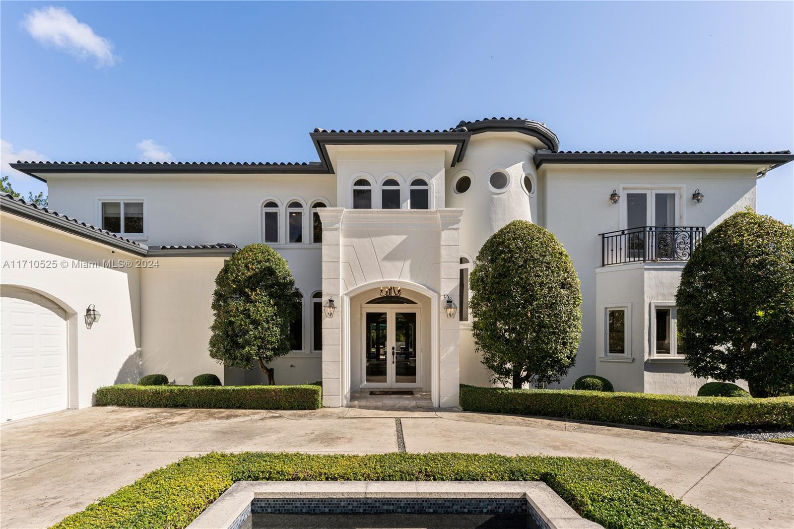 SOUTHERN GARDENS 1ST ADDN - Residential
