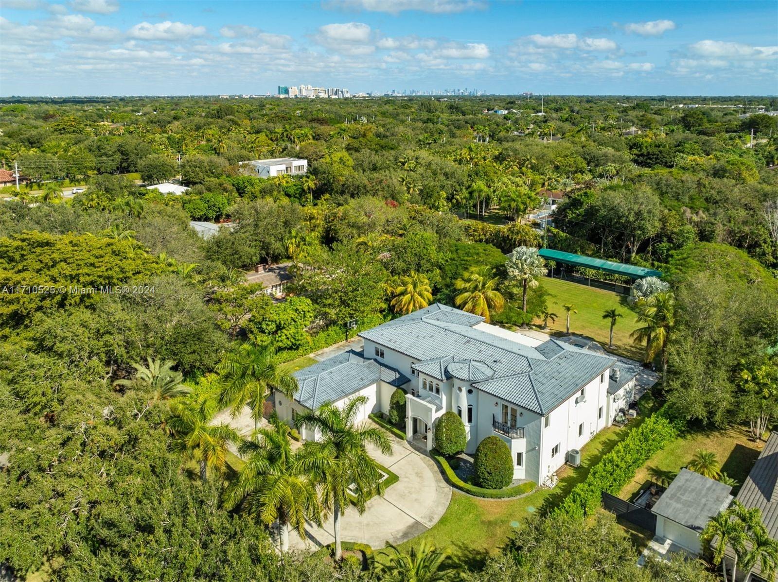 SOUTHERN GARDENS 1ST ADDN - Residential