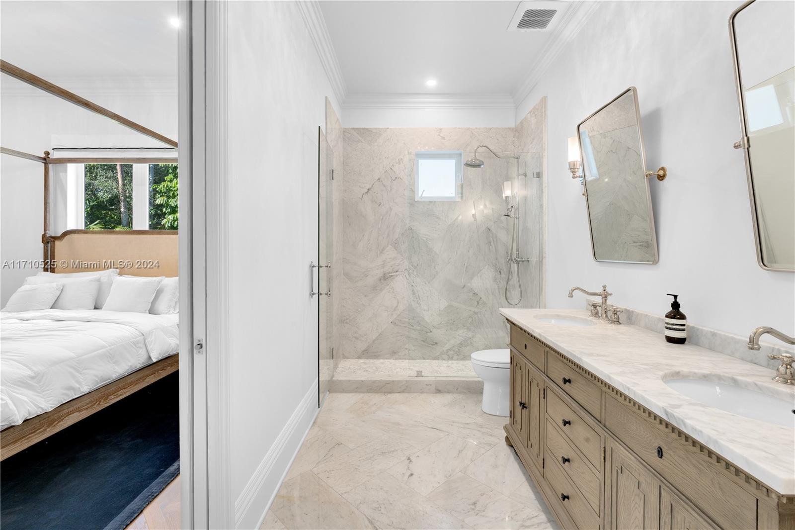 SOUTHERN GARDENS 1ST ADDN - Residential