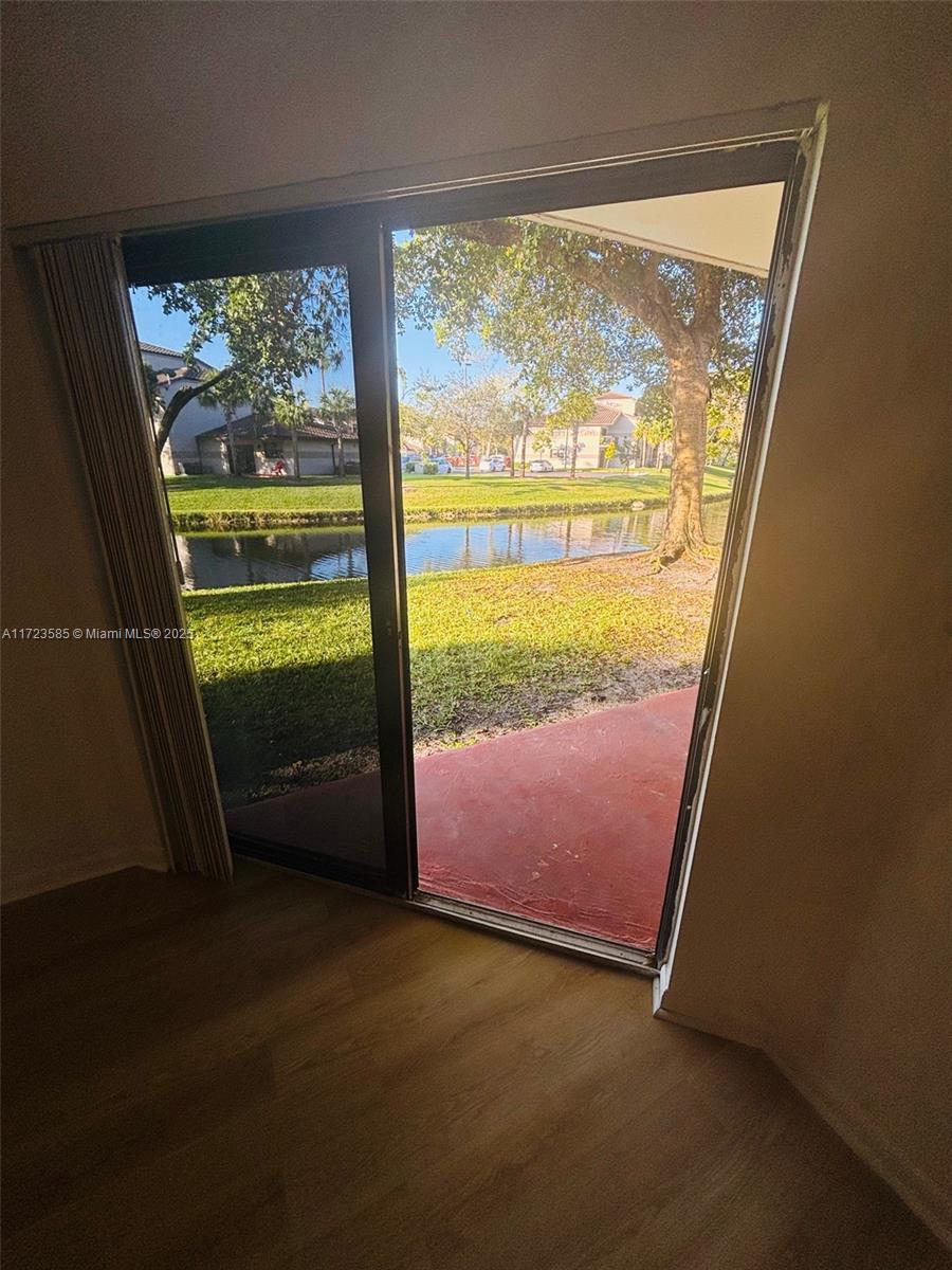 VILLAS DE VENEZIA CONDO - Residential Lease