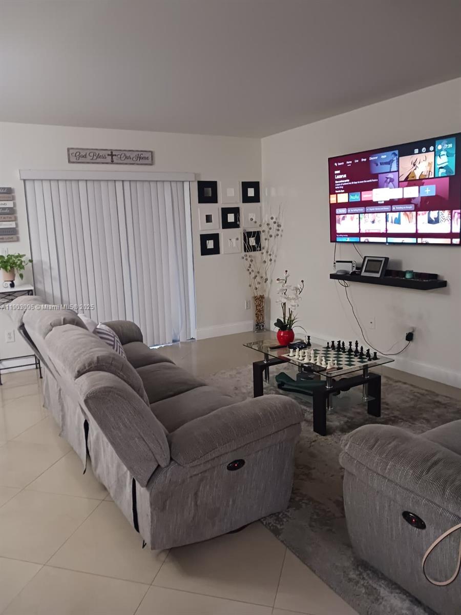 CENTRE COURT CONDO - Residential