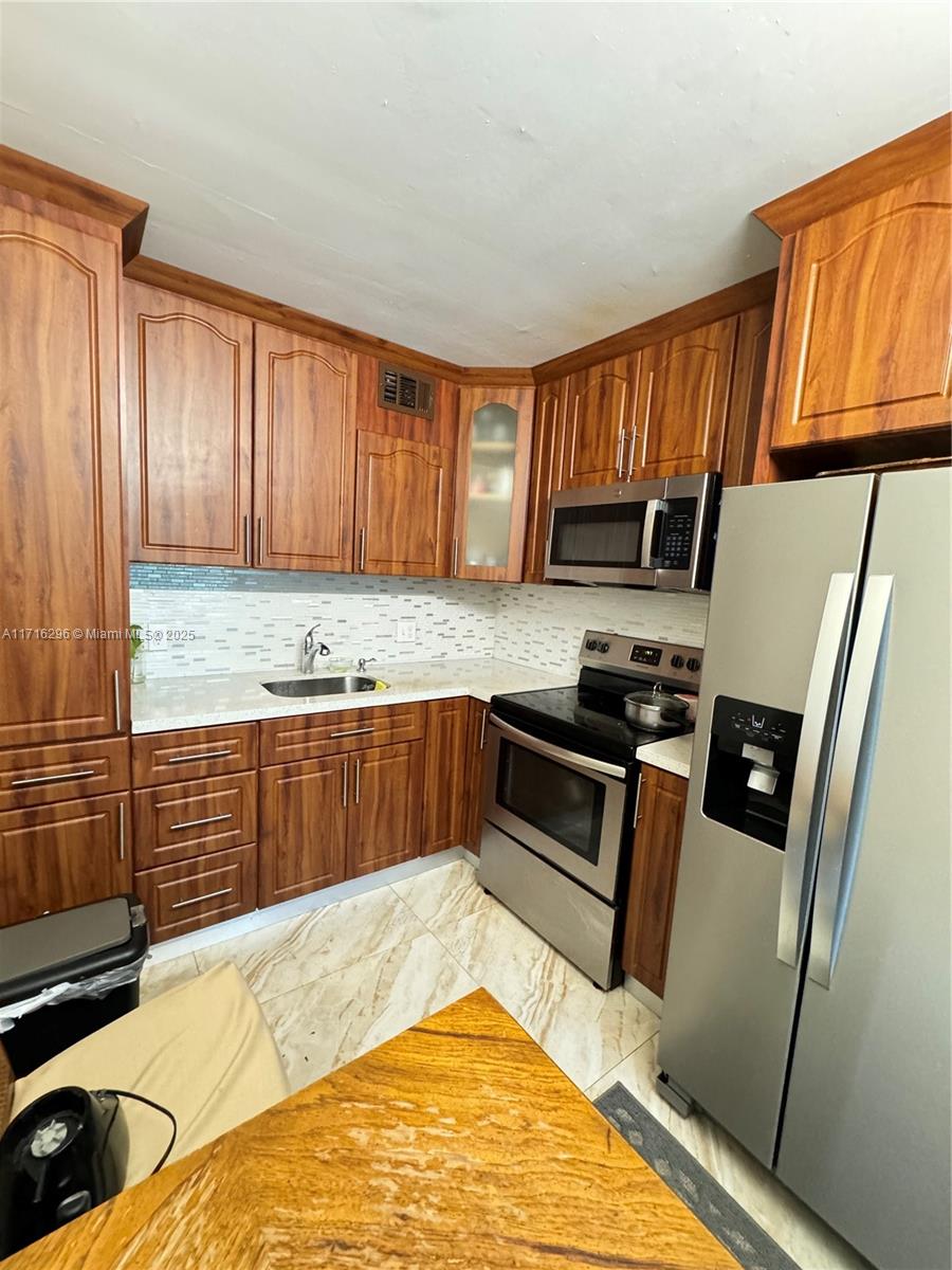 KINGSLEY AT CENTURY VILLA - Residential