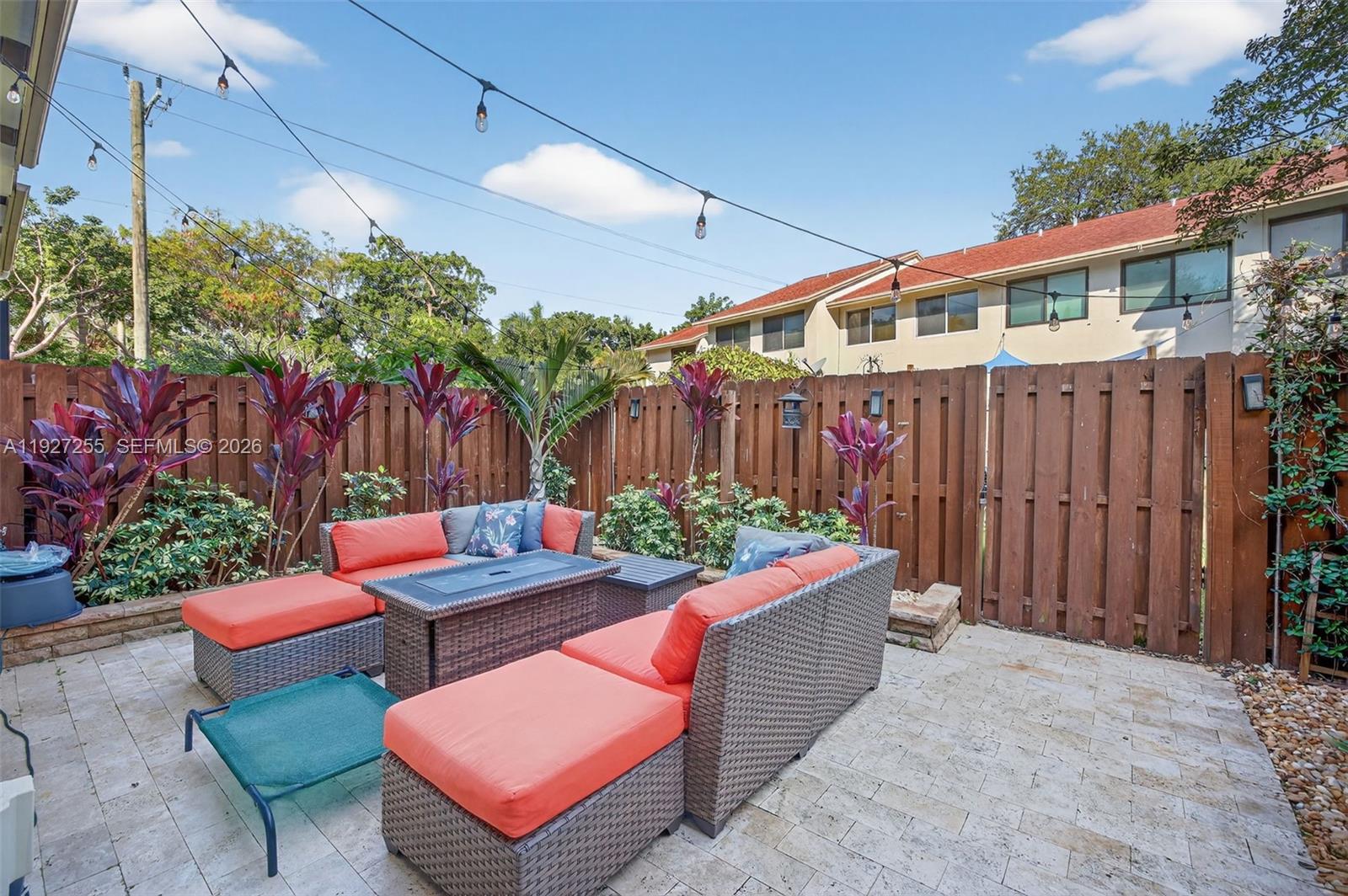 City View Townhomes - Residential