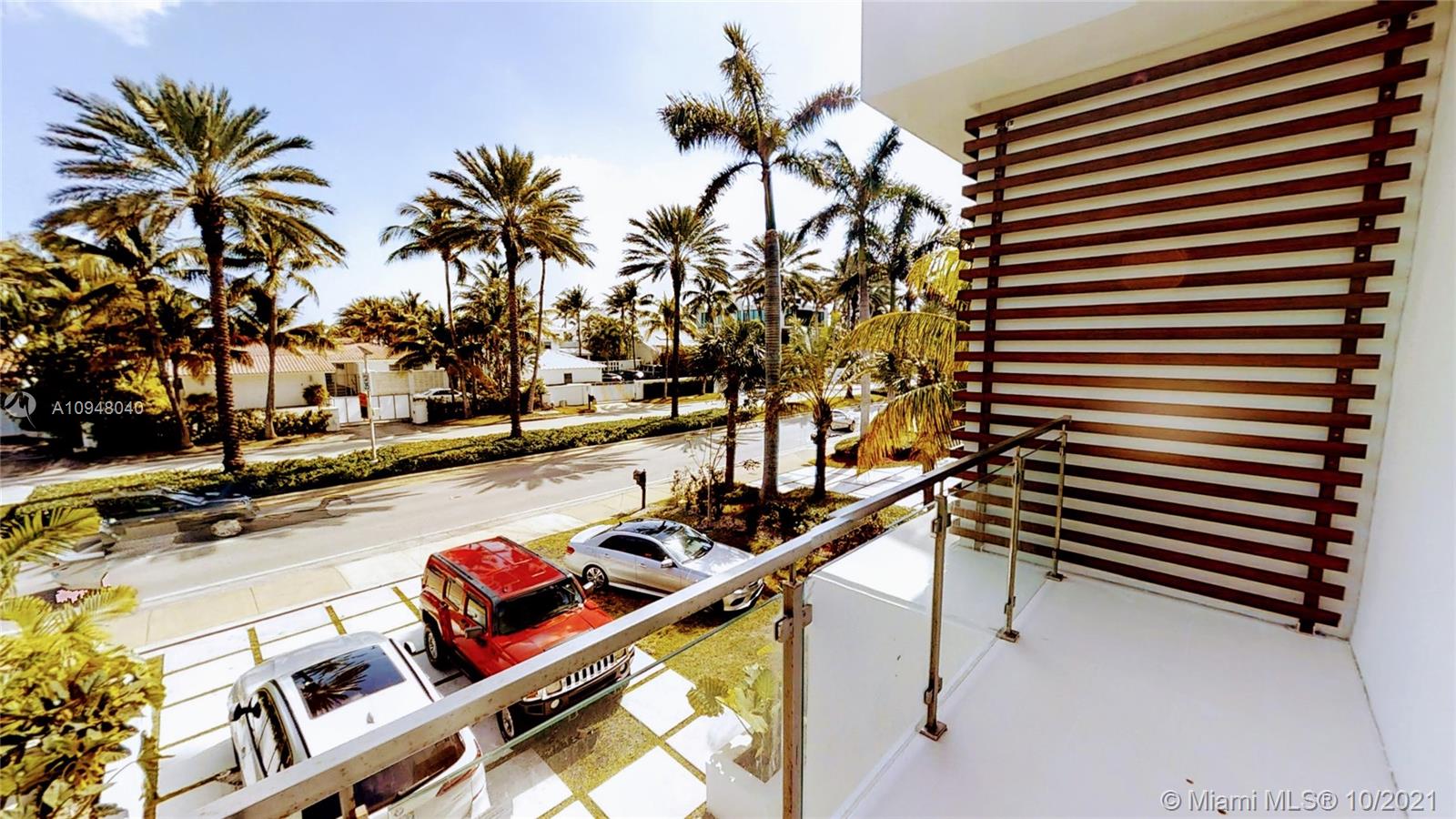 GOLDEN BEACH SEC C - Residential