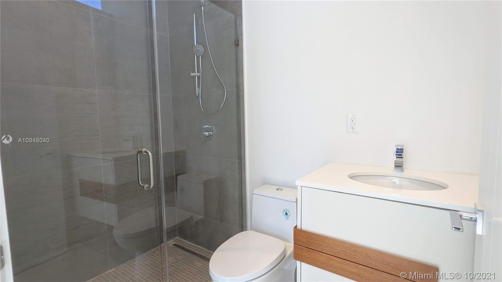 GOLDEN BEACH SEC C - Residential