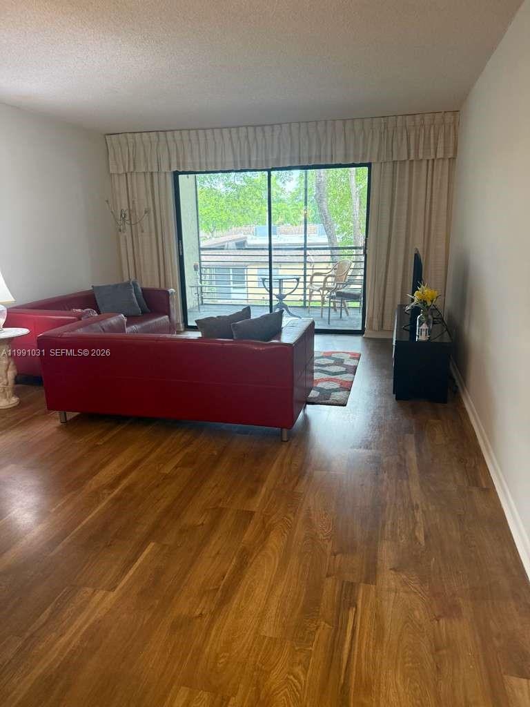 VILLAS AT CARRIAGE HILLS - Residential