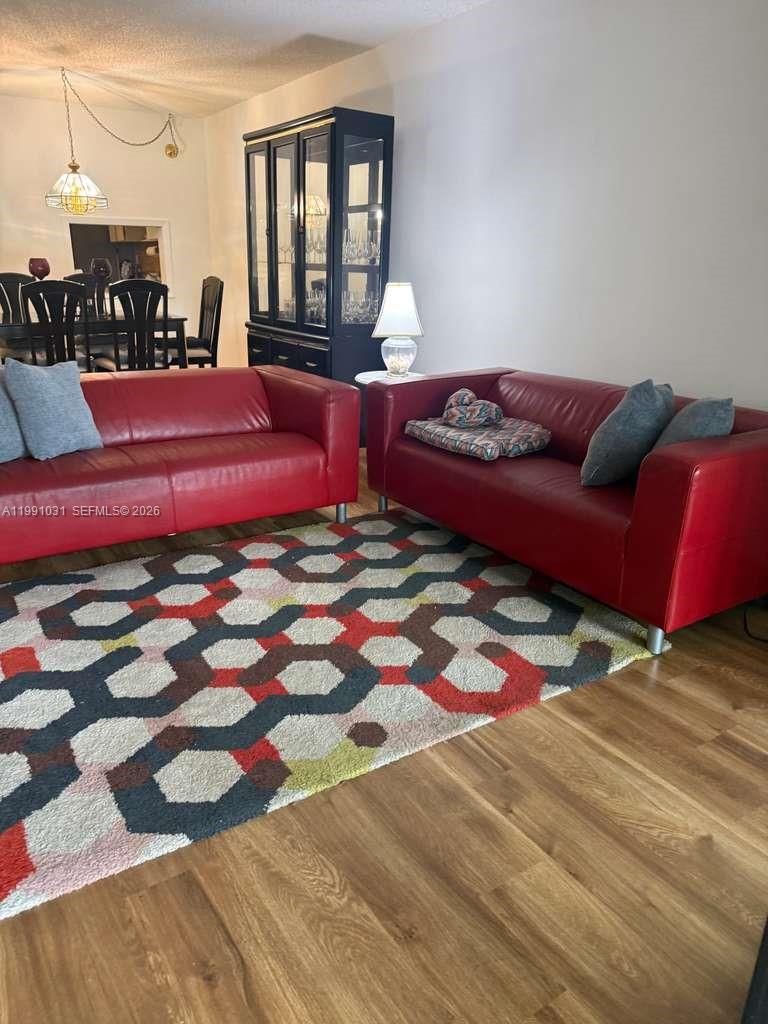 VILLAS AT CARRIAGE HILLS - Residential
