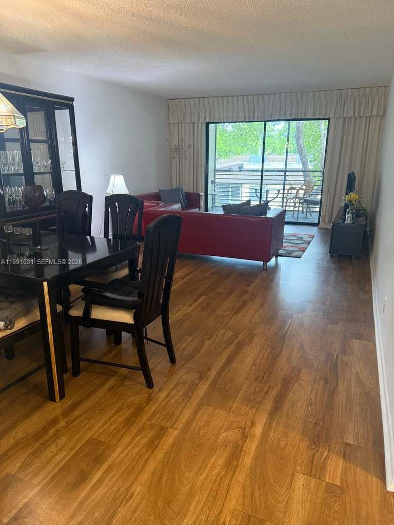 VILLAS AT CARRIAGE HILLS - Residential