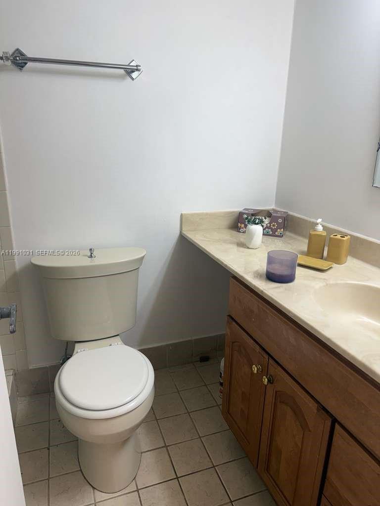 VILLAS AT CARRIAGE HILLS - Residential