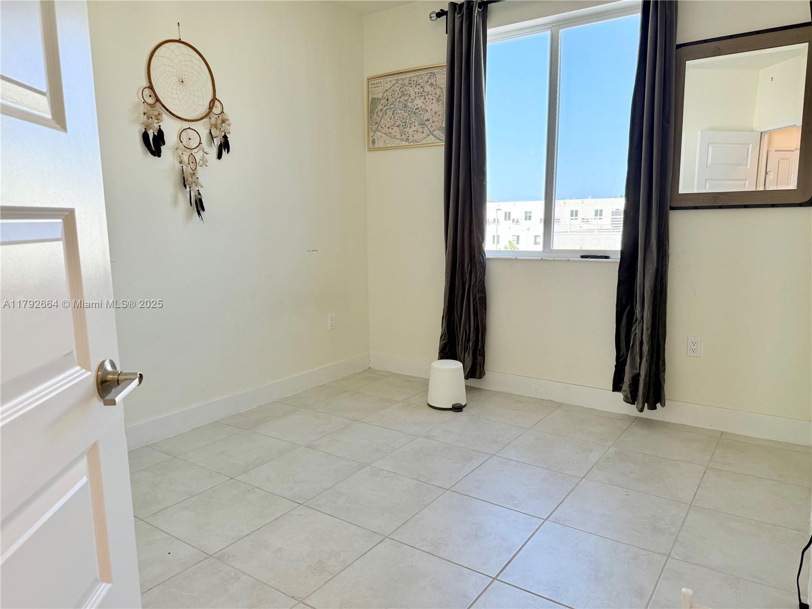 LANDMARK AT DORAL - Residential Lease