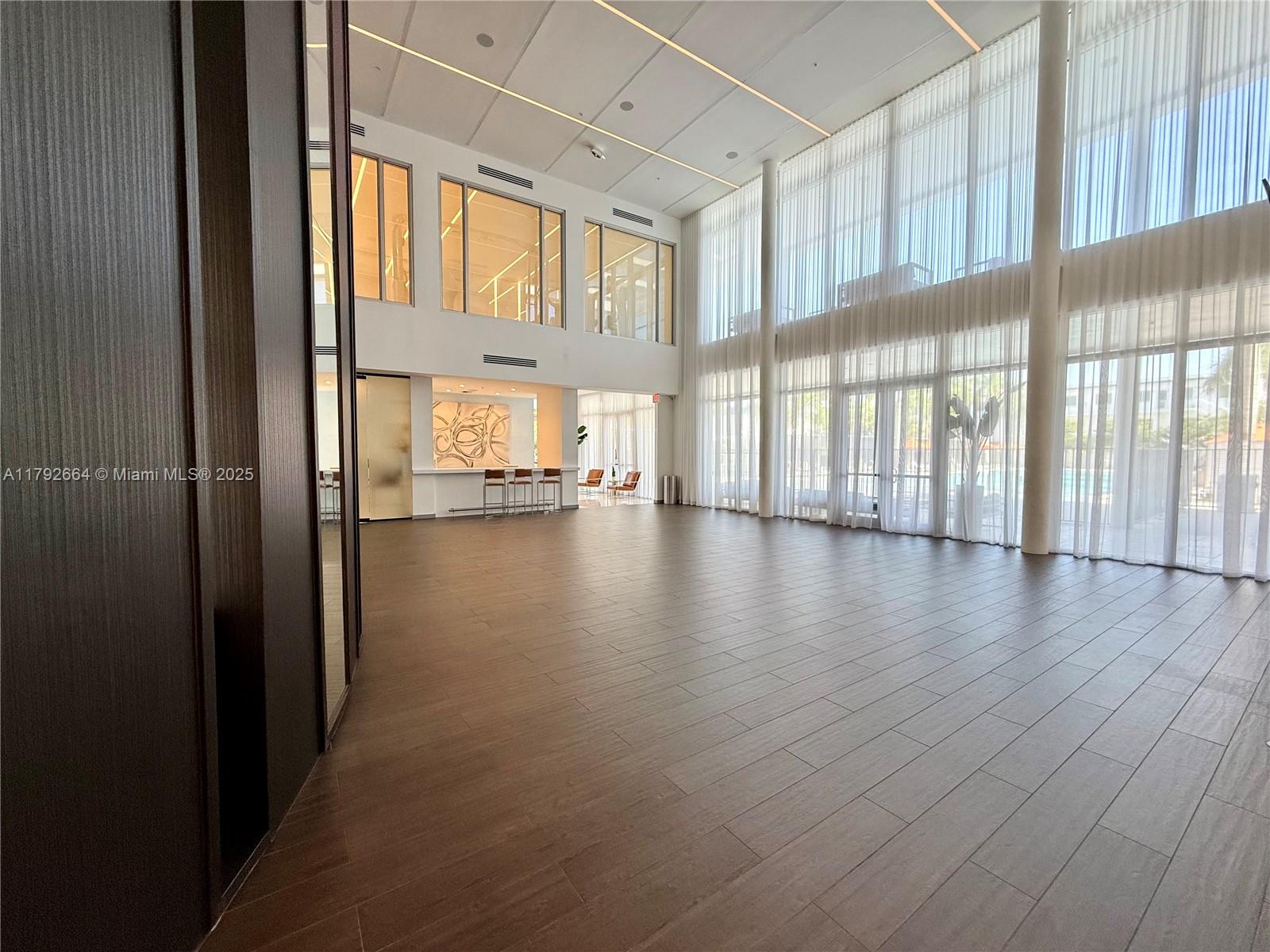 LANDMARK AT DORAL - Residential Lease
