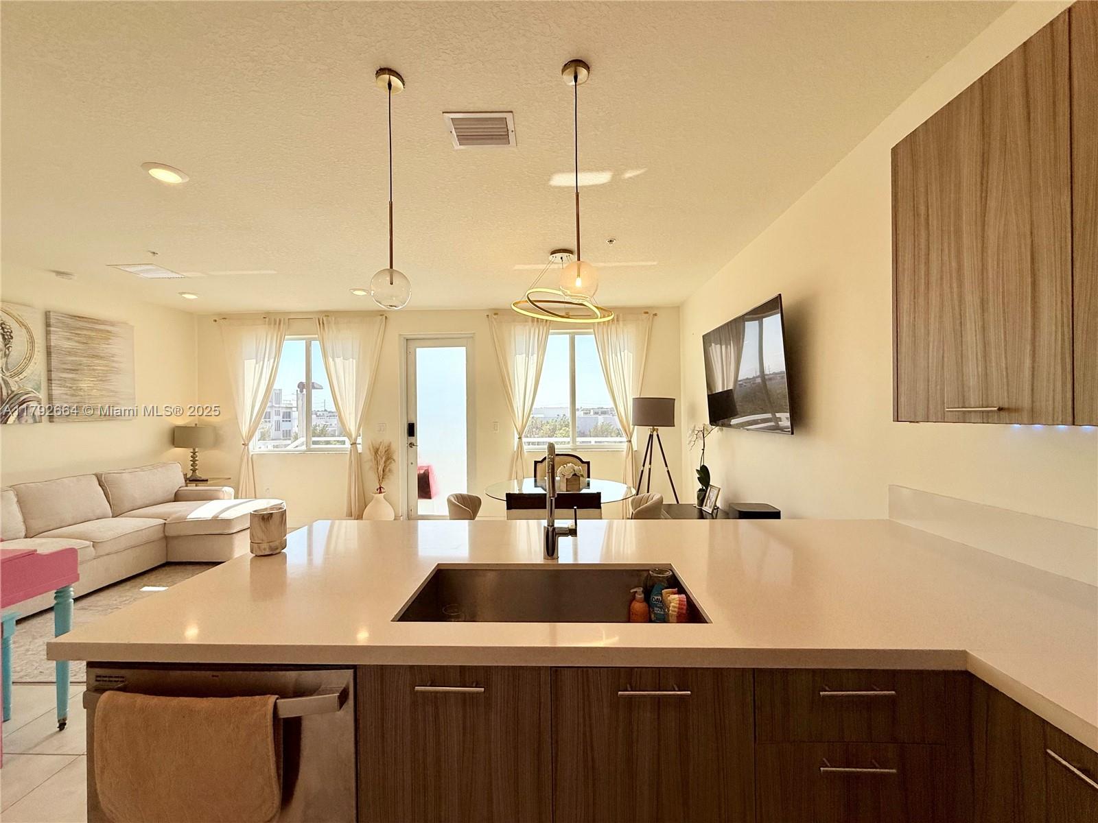 LANDMARK AT DORAL - Residential Lease