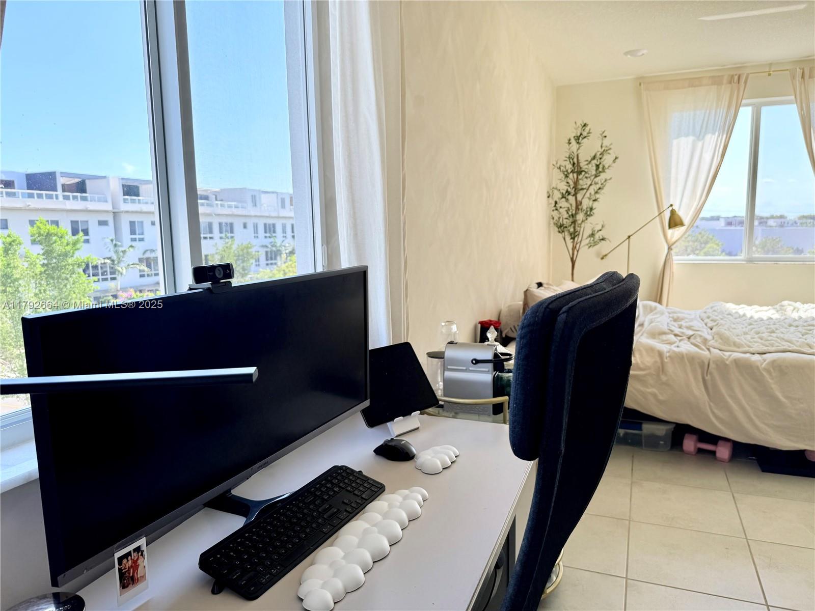 LANDMARK AT DORAL - Residential Lease