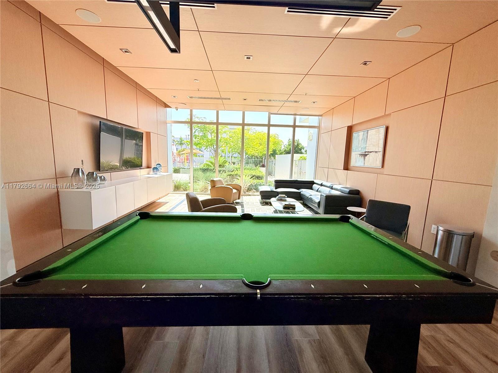 LANDMARK AT DORAL - Residential Lease