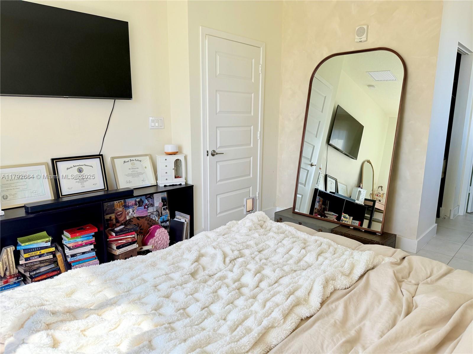 LANDMARK AT DORAL - Residential Lease