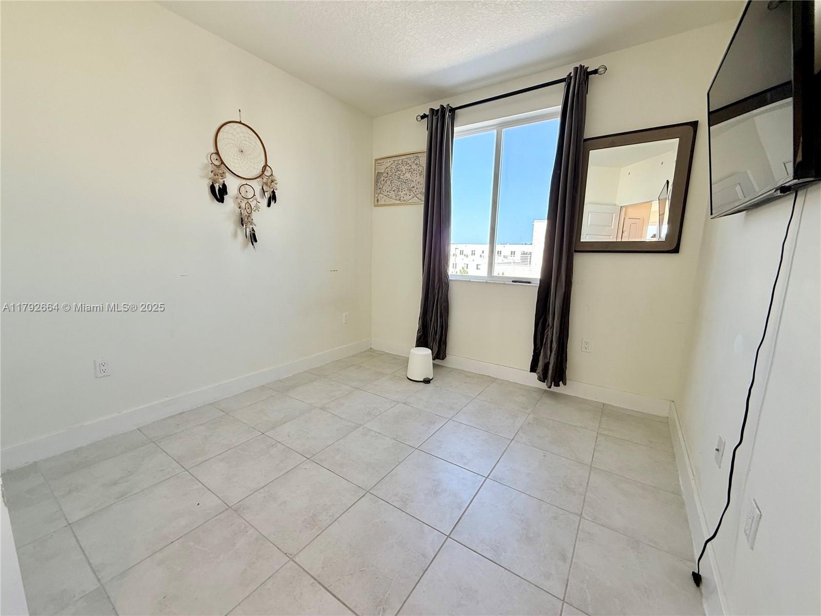 LANDMARK AT DORAL - Residential Lease