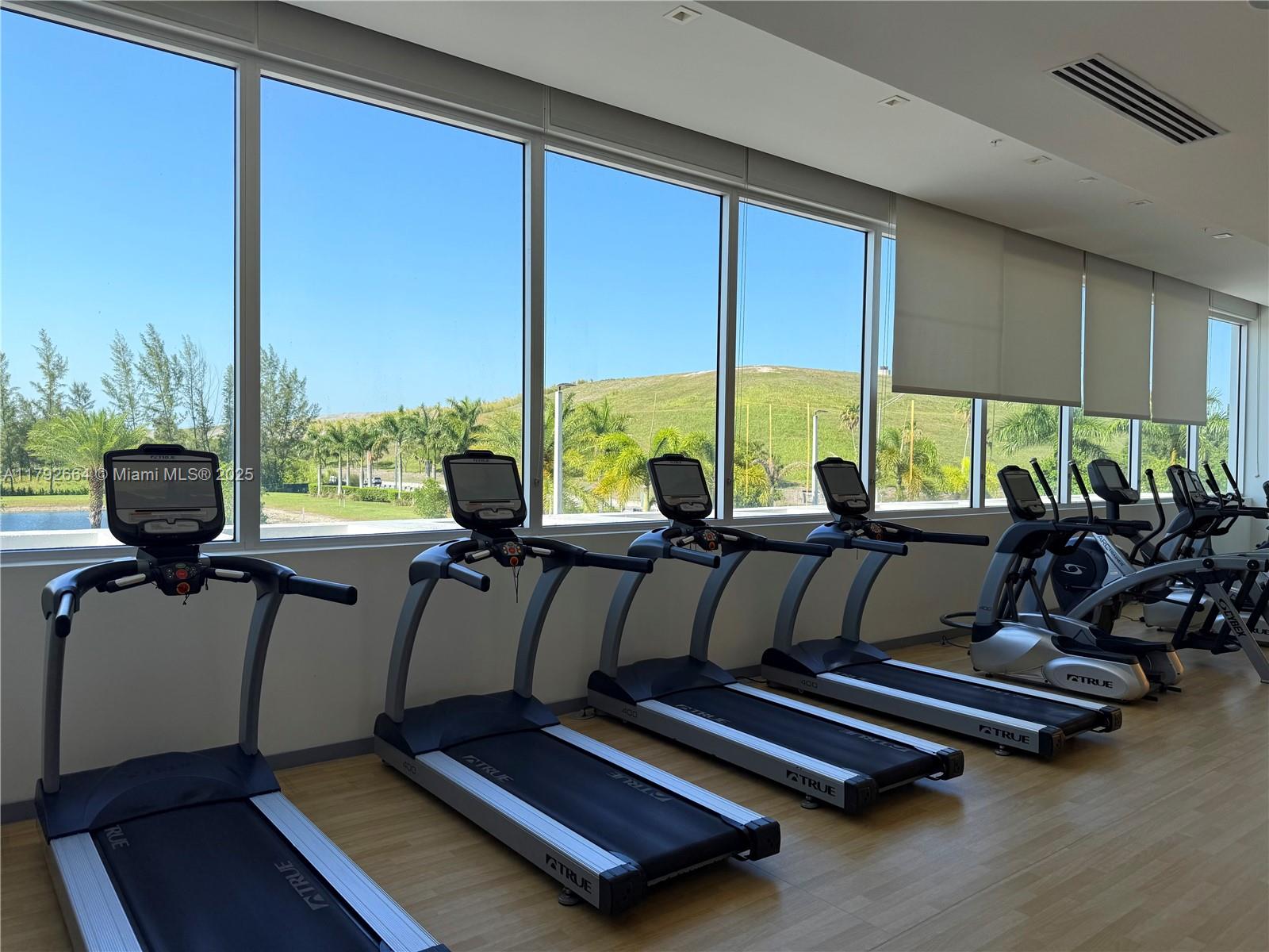 LANDMARK AT DORAL - Residential Lease