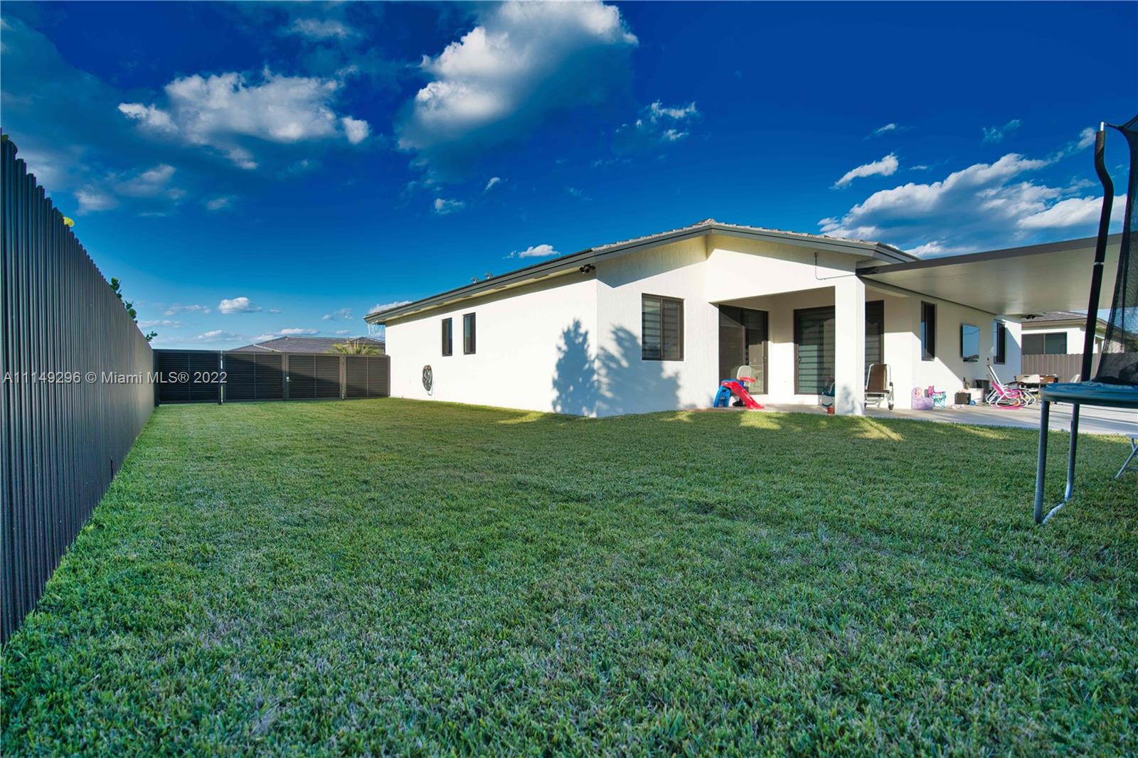 SOUTHERN COVE - Residential