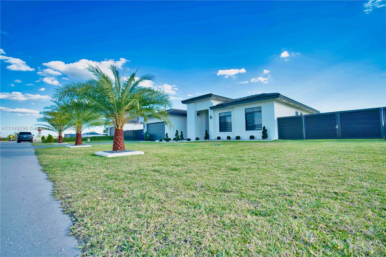 SOUTHERN COVE - Residential
