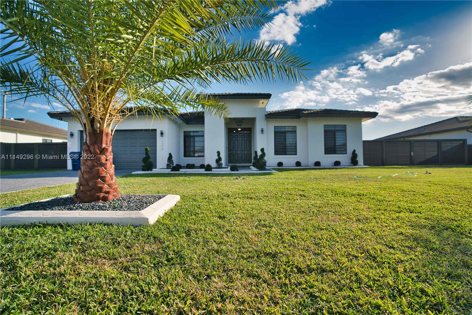 SOUTHERN COVE - Residential