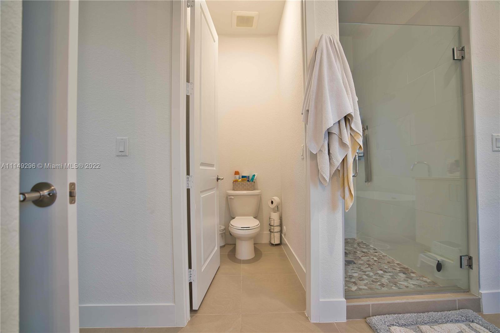 SOUTHERN COVE - Residential
